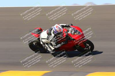 media/Oct-09-2022-SoCal Trackdays (Sun) [[95640aeeb6]]/Bowl (1015am)/